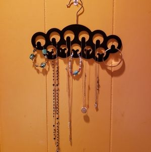 Jewelry hanger